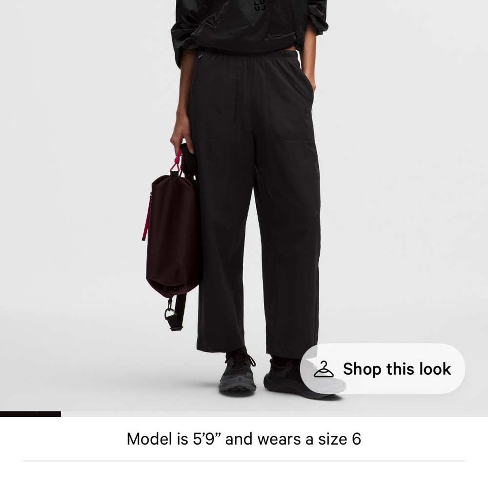 Lululemon Black Lightweight MR Barrel-Leg Crop